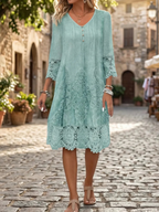 Genevieve™ | Vintage Lace Midi Dress