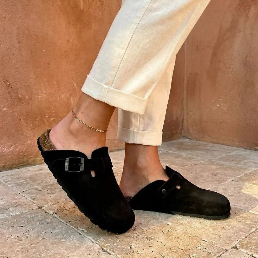 Solal - Classic Suede Clogs